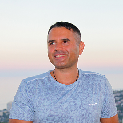 Фото разработчика